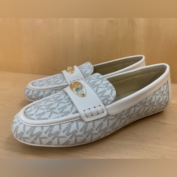 Shoes - Michael kors loafers